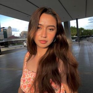 Meet your Posher, Camille